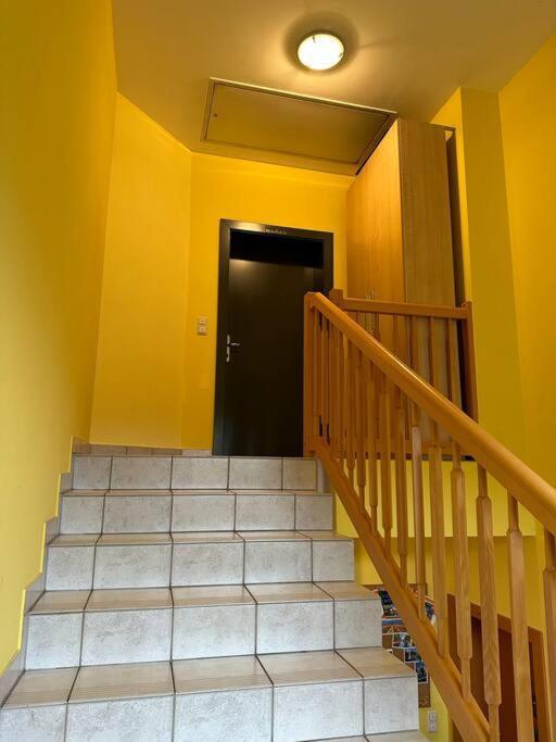 Freundliche Wohnung Naehe Weinstrasse Fuer 5 Personen Wagna Dış mekan fotoğraf