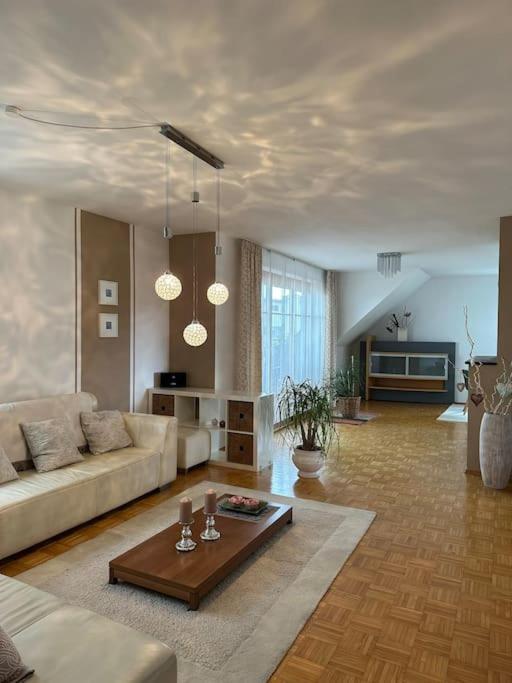 Freundliche Wohnung Naehe Weinstrasse Fuer 5 Personen Wagna Dış mekan fotoğraf